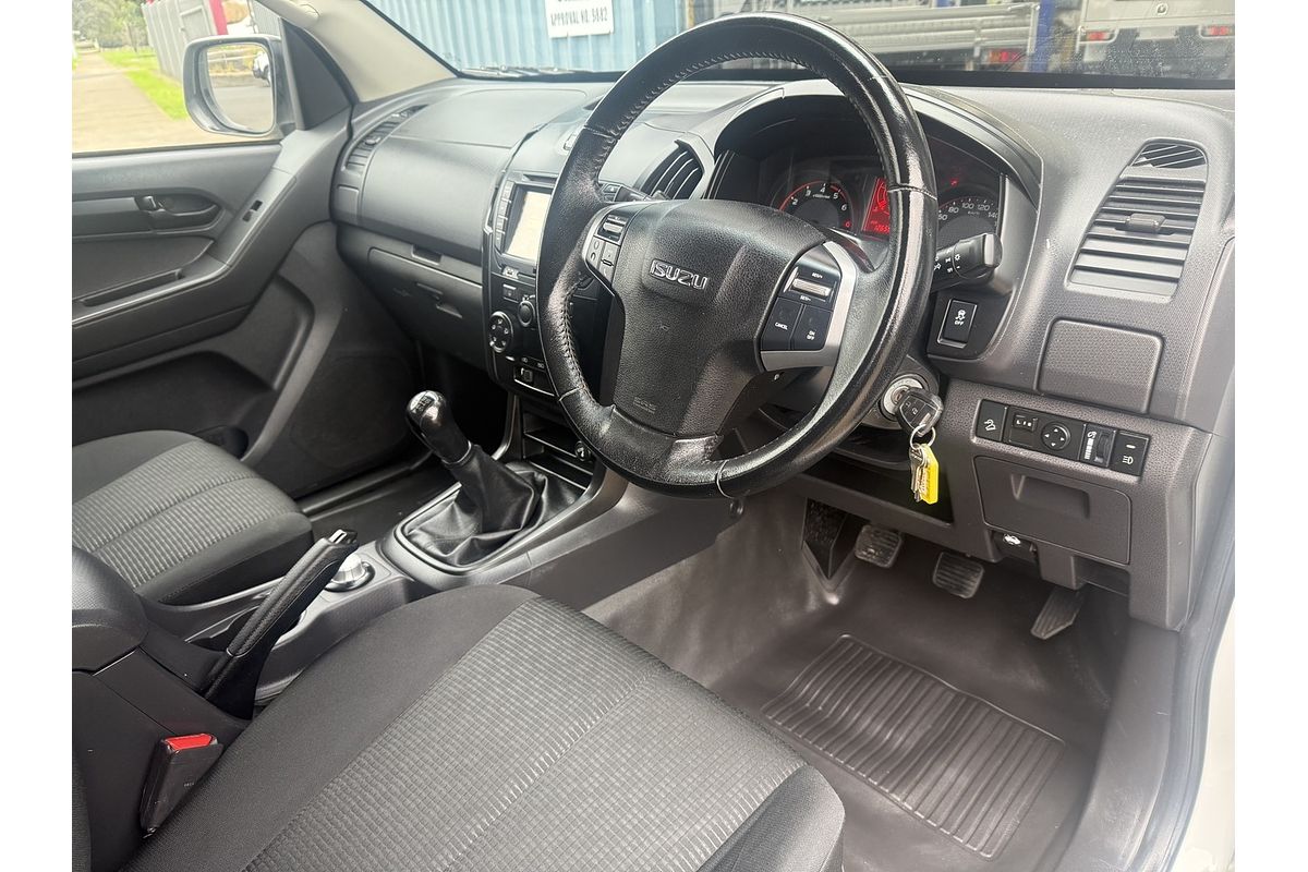 2018 Isuzu D-MAX SX 4X4