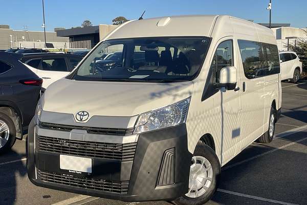 2025 Toyota Hiace Commuter GDH322R