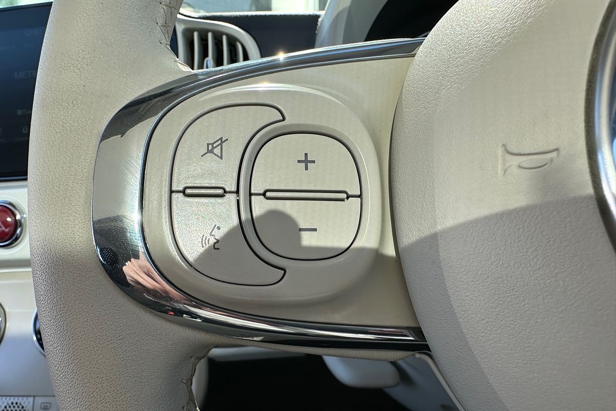 2024 Fiat 500 Dolcevita