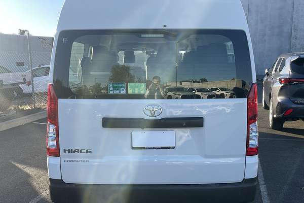 2025 Toyota Hiace Commuter GDH322R