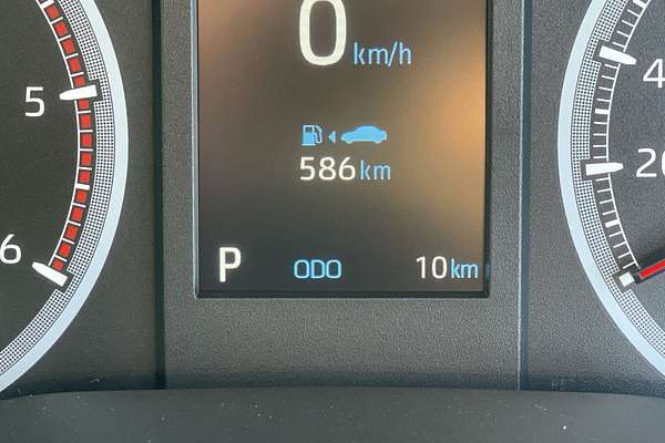 2025 Toyota Hiace Commuter GDH322R