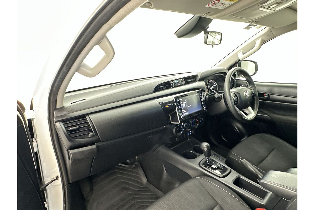 2022 Toyota Hilux SR GUN126R