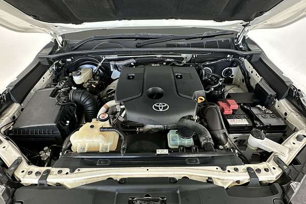 2022 Toyota Hilux SR GUN126R