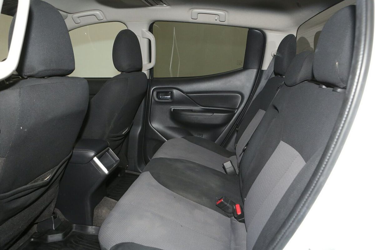 2020 Mitsubishi Triton GLX-R MR 4X4