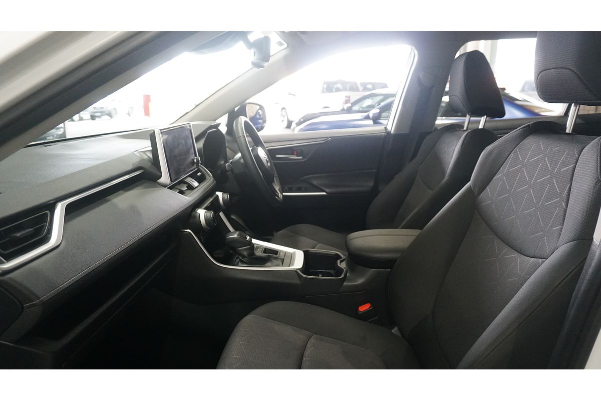 2024 Toyota RAV4 GXL AXAH52R
