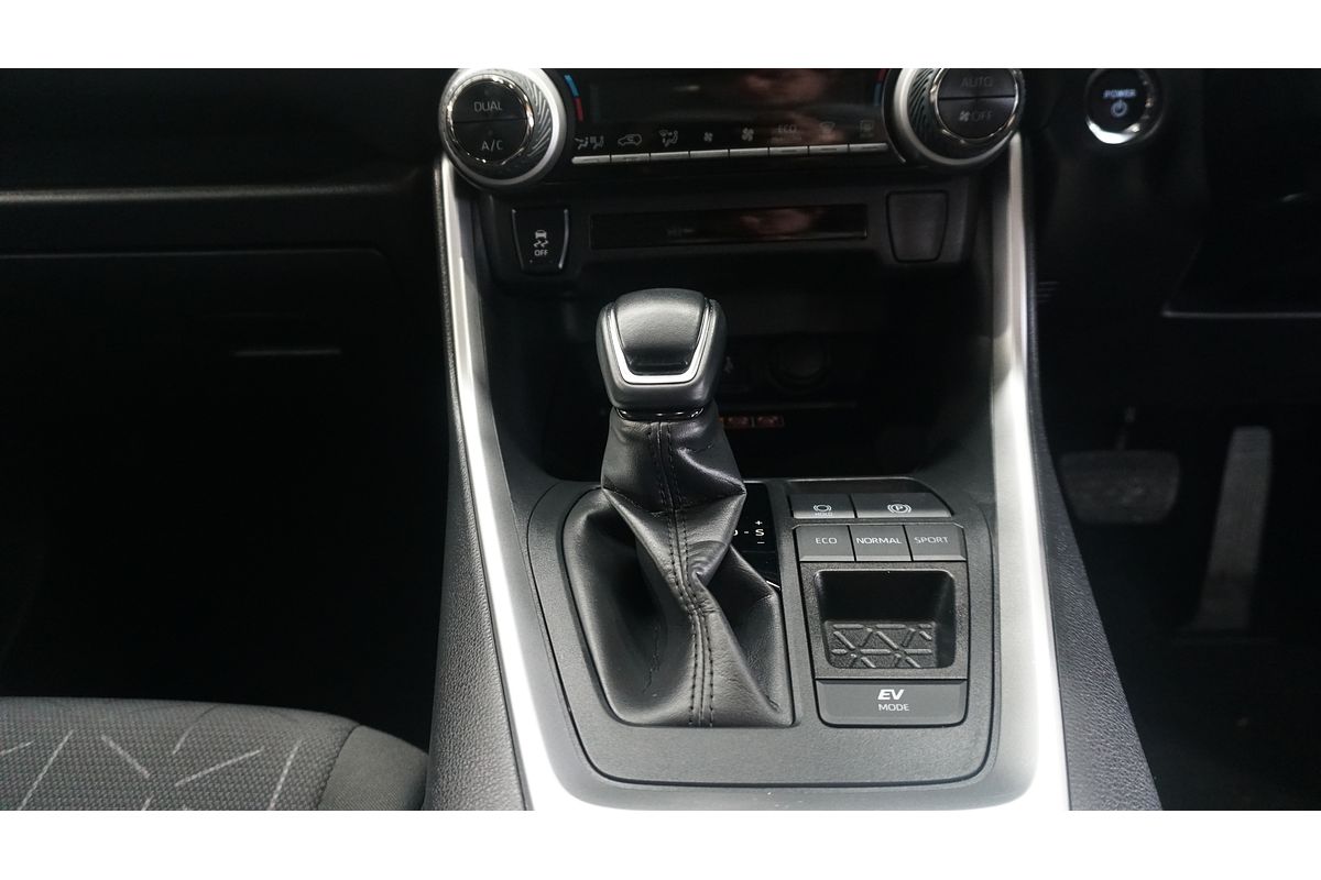2024 Toyota RAV4 GXL AXAH52R
