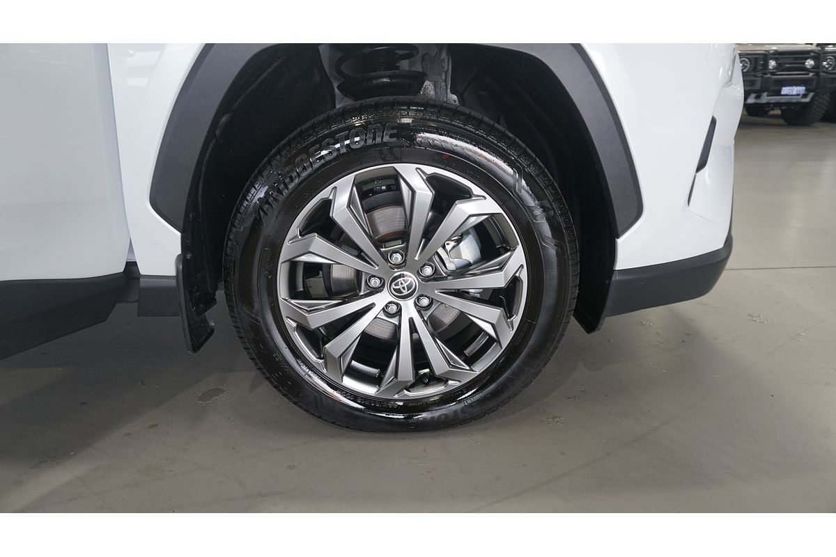 2024 Toyota RAV4 GXL AXAH52R