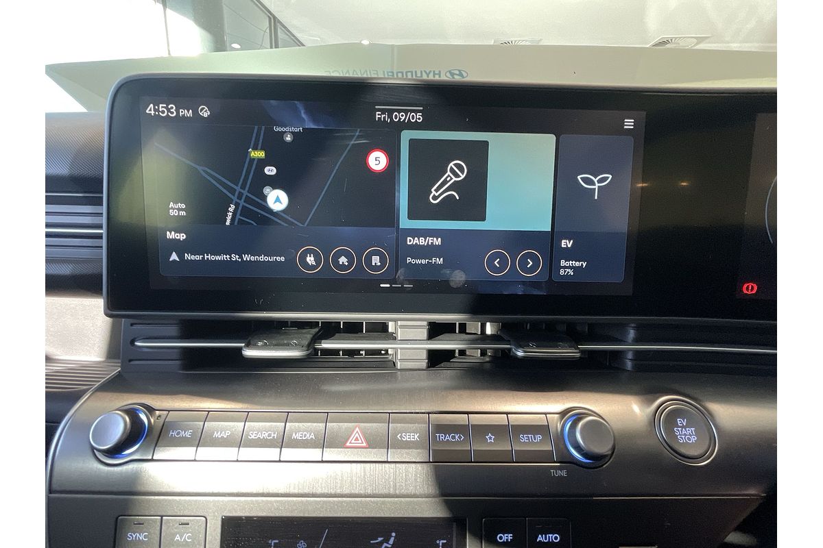 2024 Hyundai Kona Electric Premium SX2.V2