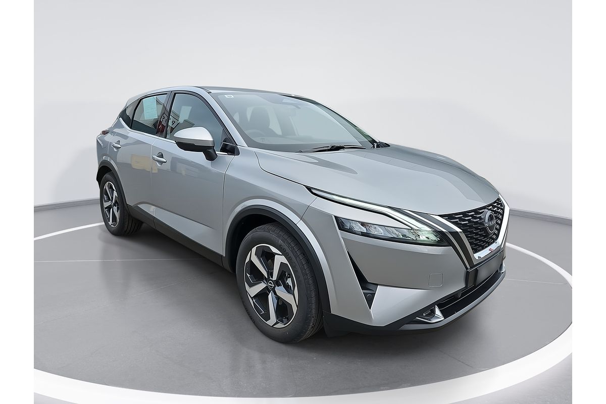 2024 Nissan QASHQAI ST+ J12