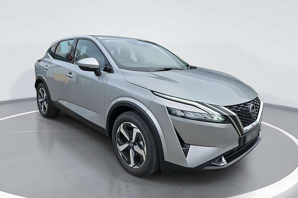 2024 Nissan QASHQAI ST+ J12