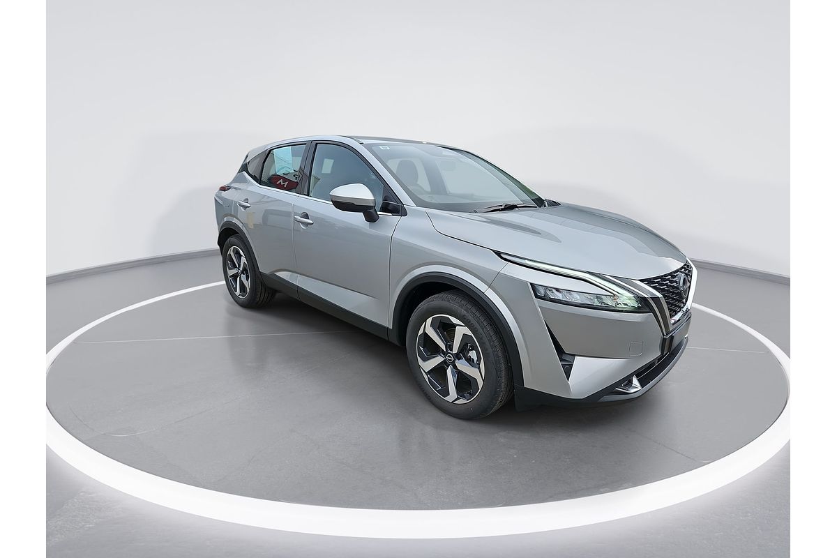 2024 Nissan QASHQAI ST+ J12