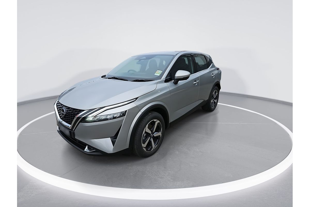 2024 Nissan QASHQAI ST+ J12