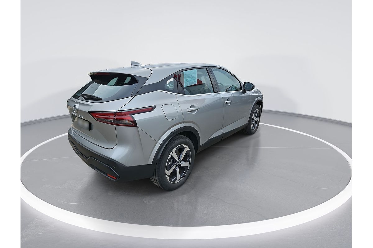 2024 Nissan QASHQAI ST+ J12