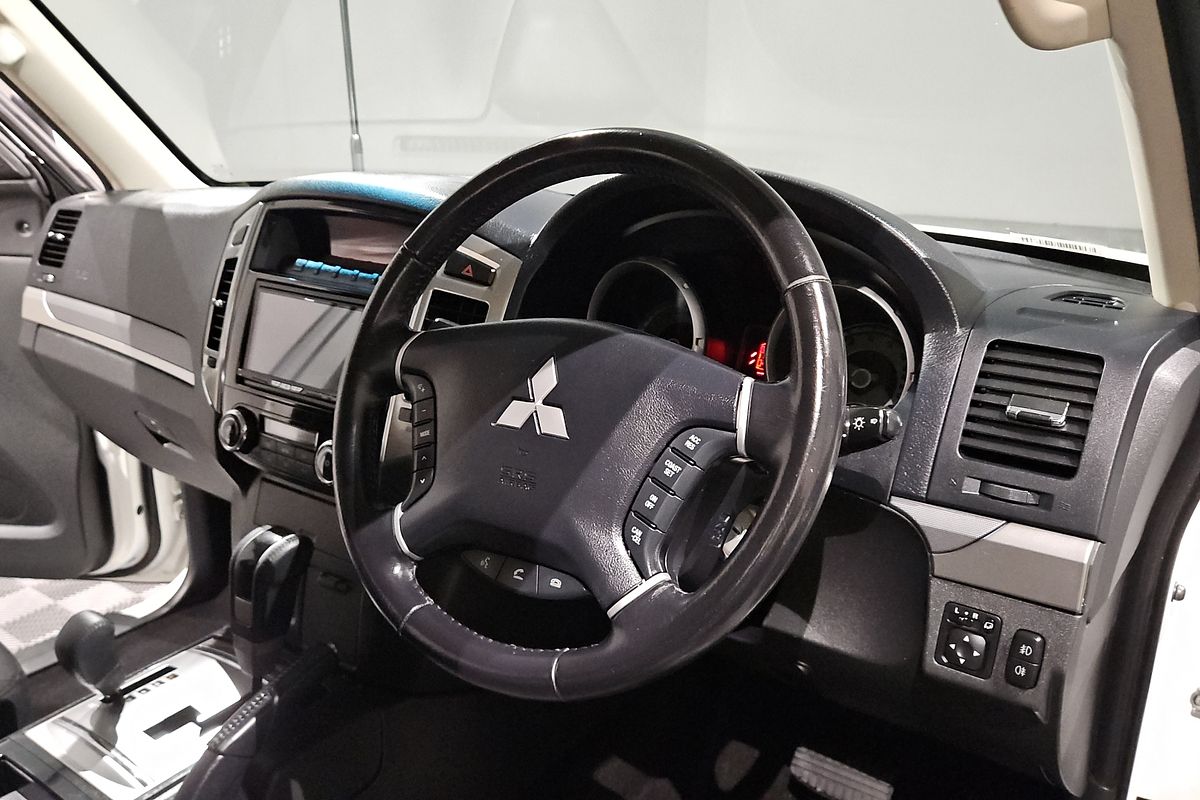 2020 Mitsubishi Pajero GLX NX