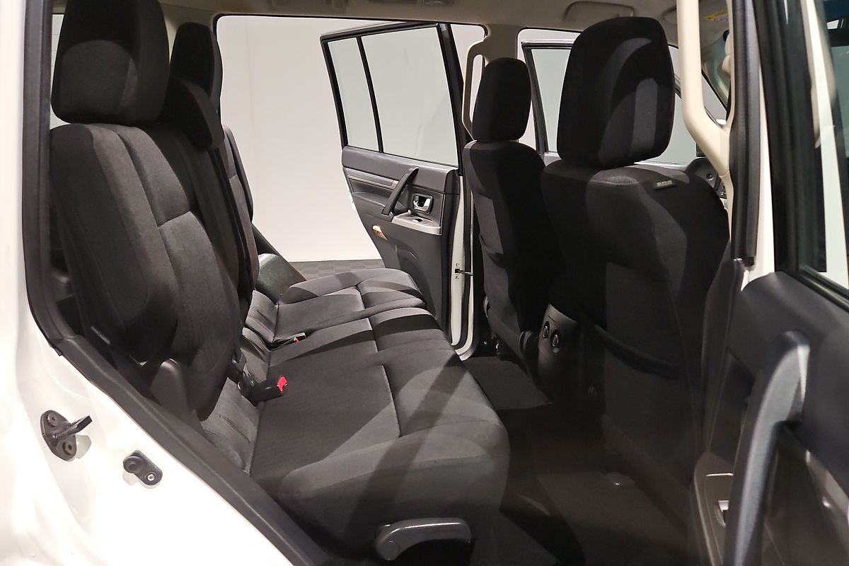 2020 Mitsubishi Pajero GLX NX