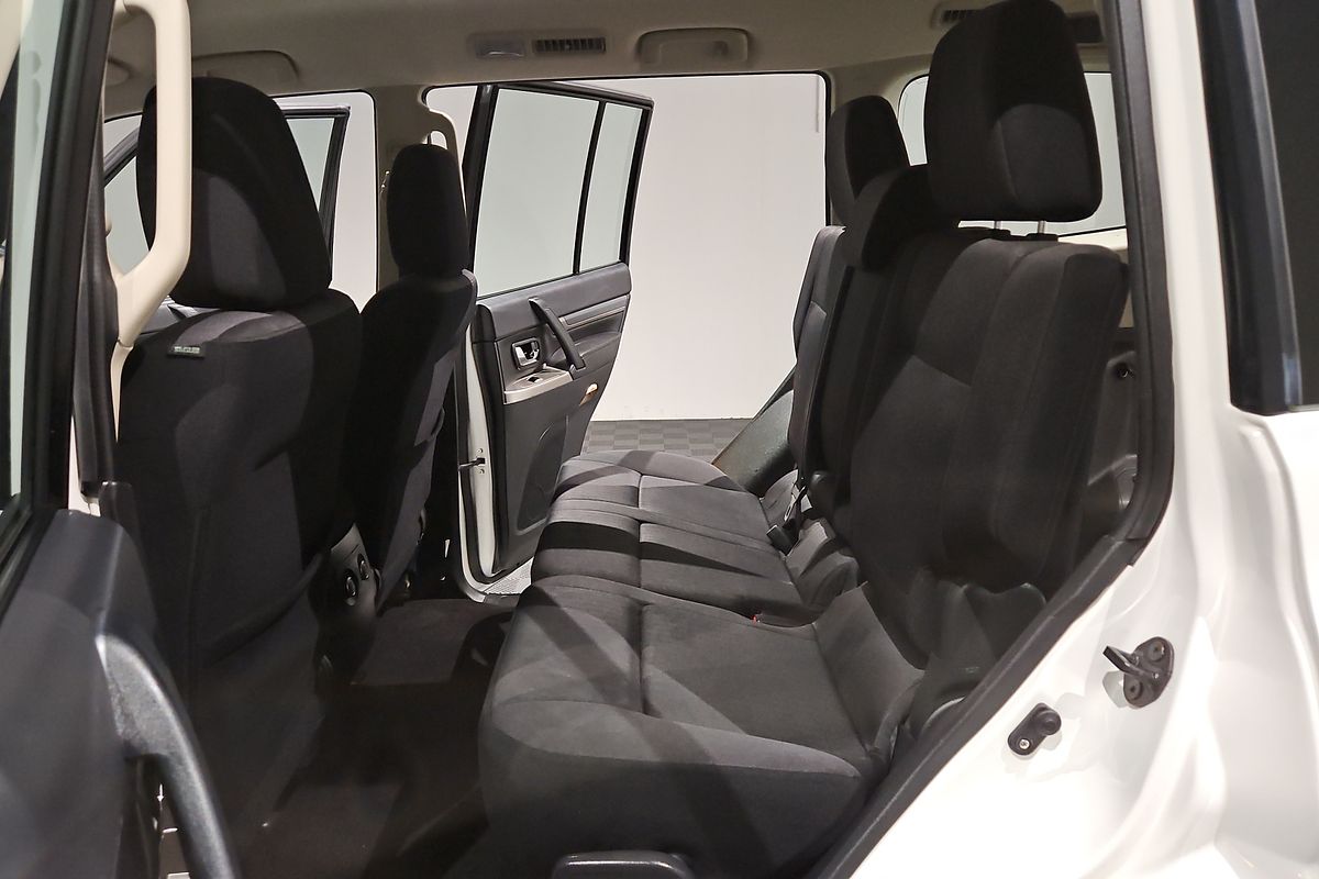 2020 Mitsubishi Pajero GLX NX