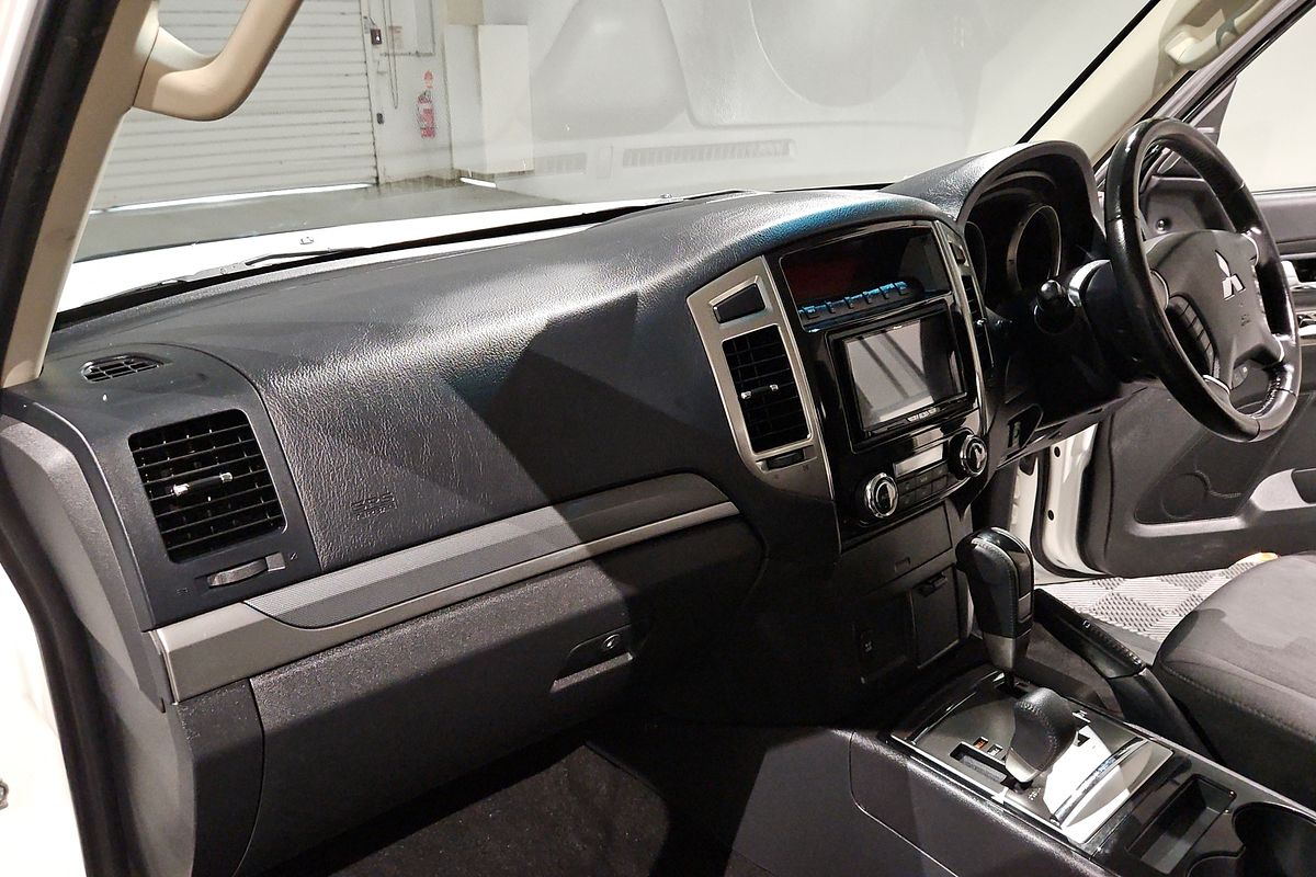 2020 Mitsubishi Pajero GLX NX