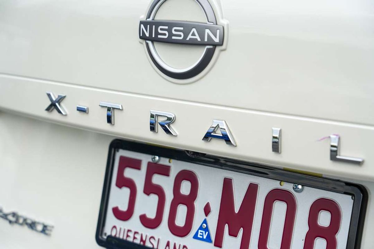 2024 Nissan X-TRAIL ST-L e-POWER T33