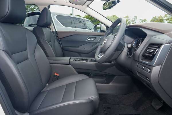 2024 Nissan X-TRAIL ST-L e-POWER T33
