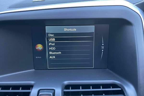 2015 Volvo XC60 T6 R-Design