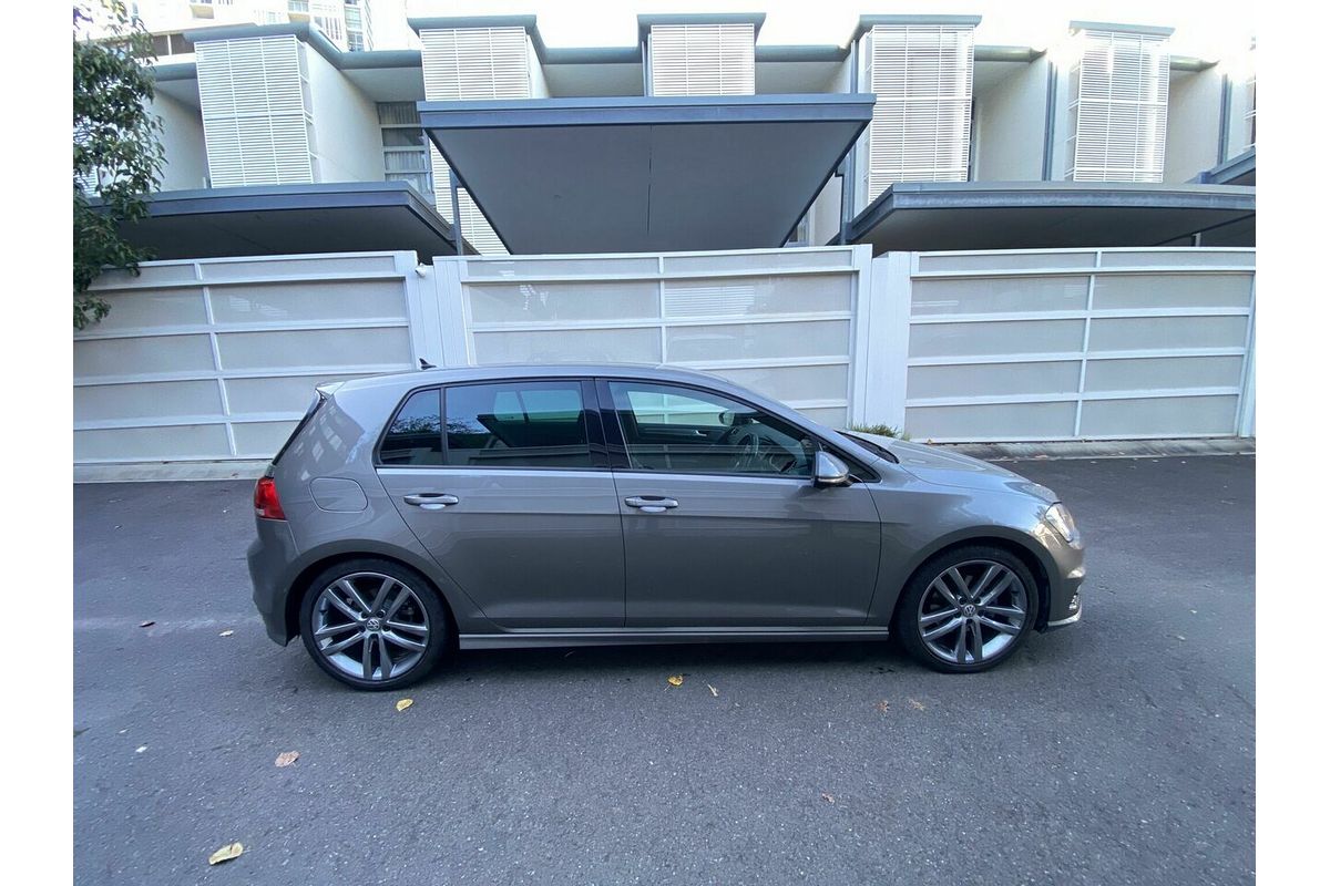 2017 Volkswagen Golf 110TDI Highline 7
