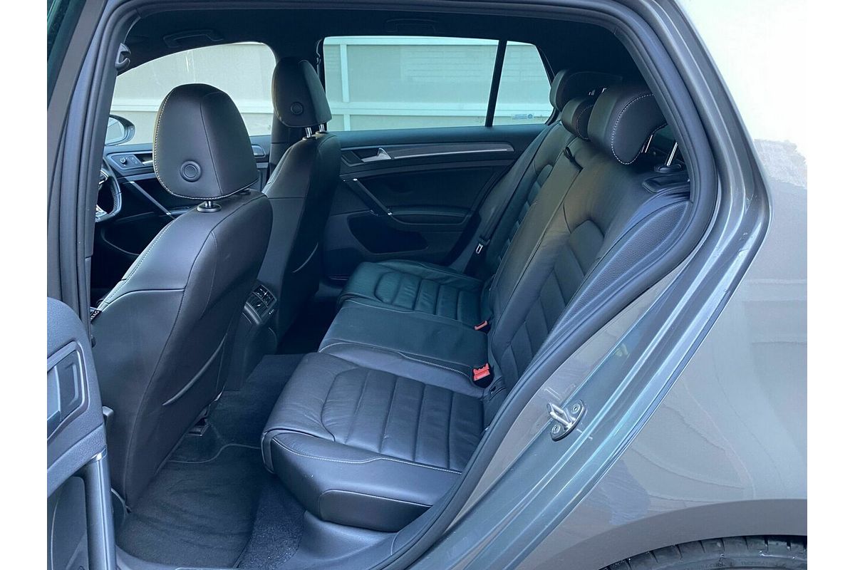 2017 Volkswagen Golf 110TDI Highline 7