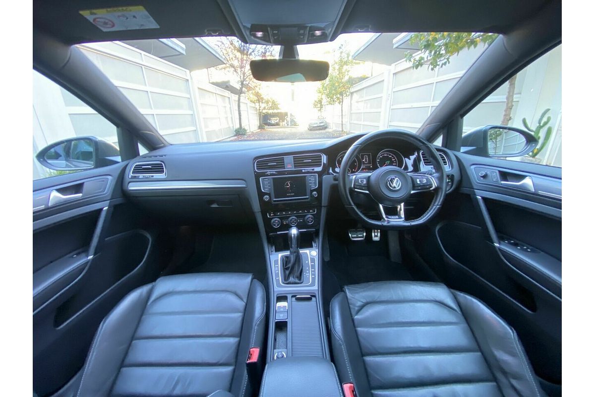 2017 Volkswagen Golf 110TDI Highline 7