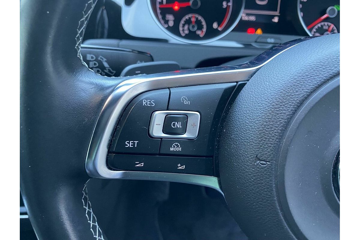 2017 Volkswagen Golf 110TDI Highline 7