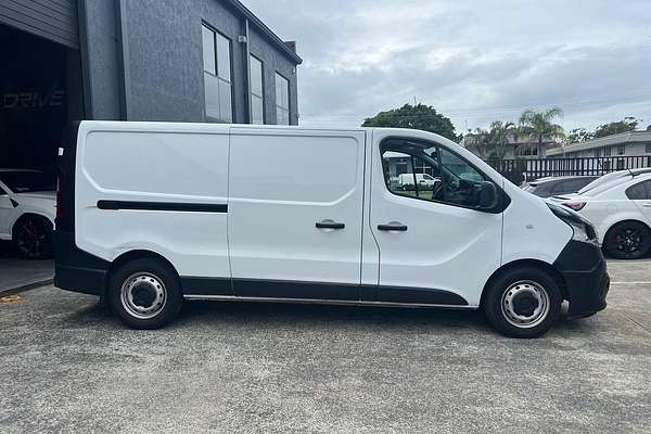 2020 Mitsubishi Express GLX SN LWB