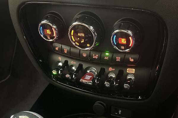 2021 MINI Clubman Cooper S MINI Yours F54 LCI