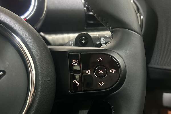 2021 MINI Clubman Cooper S MINI Yours F54 LCI