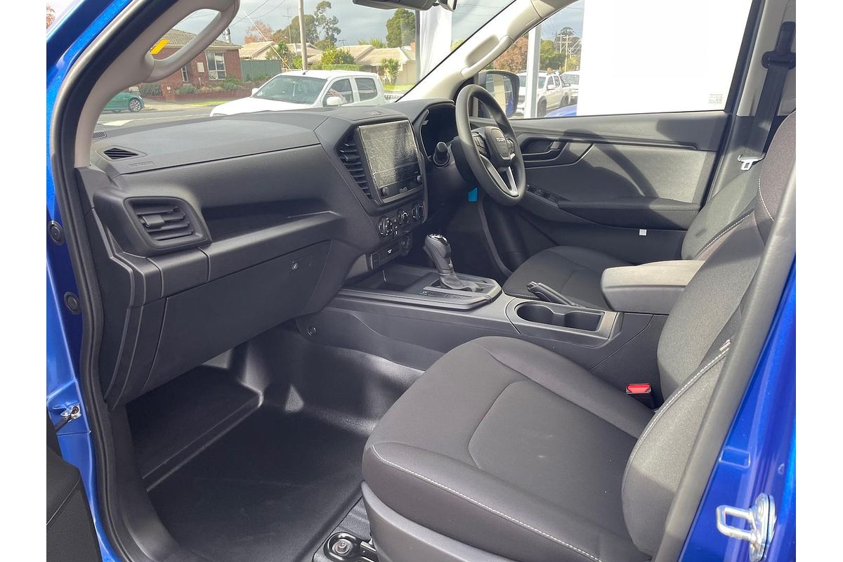 2025 Isuzu D-MAX SX 4X4