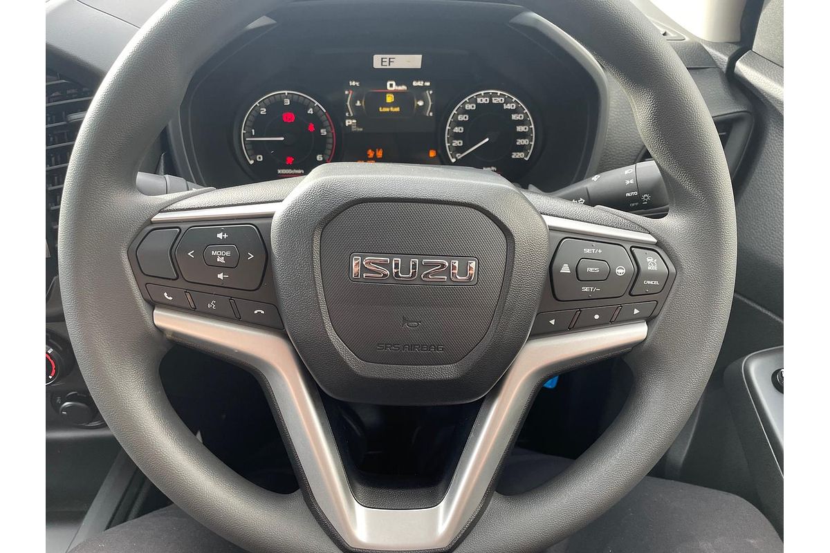 2025 Isuzu D-MAX SX 4X4