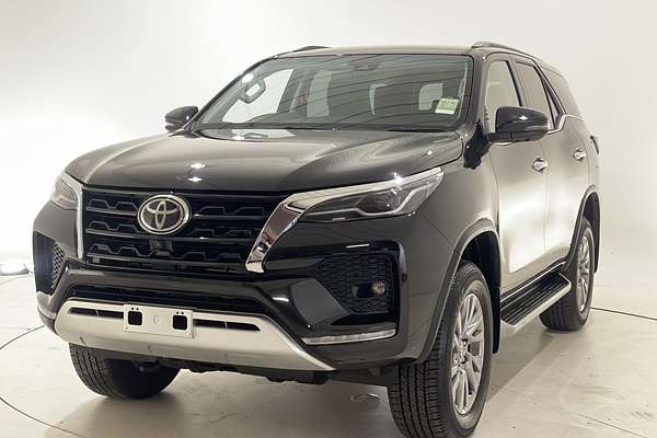 2023 Toyota Fortuner Crusade GUN156R