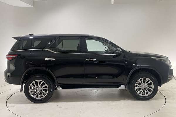 2023 Toyota Fortuner Crusade GUN156R