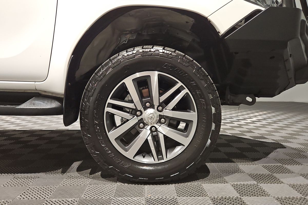 2020 Toyota Hilux SR GUN126R 4X4