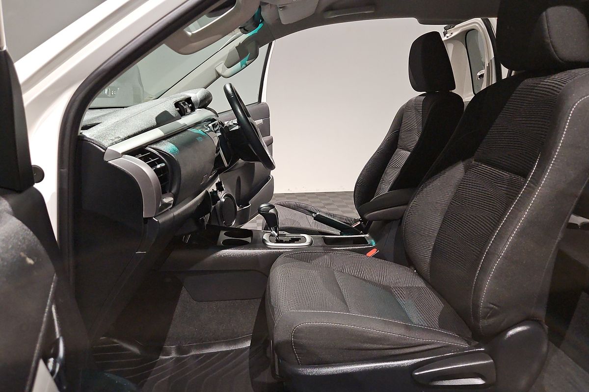 2020 Toyota Hilux SR GUN126R 4X4