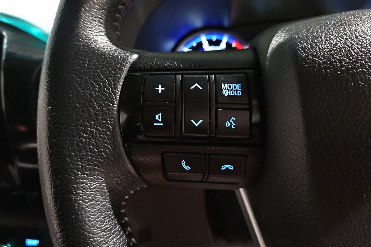2020 Toyota Hilux SR GUN126R 4X4