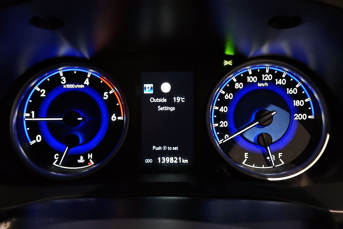 2020 Toyota Hilux SR GUN126R 4X4