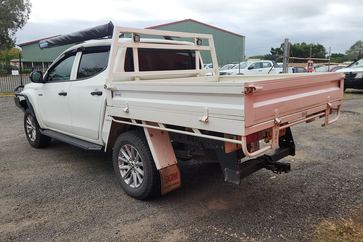 2021 Mitsubishi Triton GLX MR 4X4