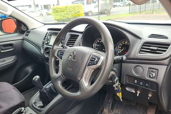 2021 Mitsubishi Triton GLX MR 4X4
