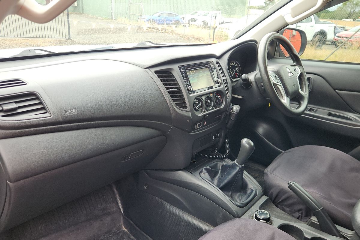2021 Mitsubishi Triton GLX MR 4X4