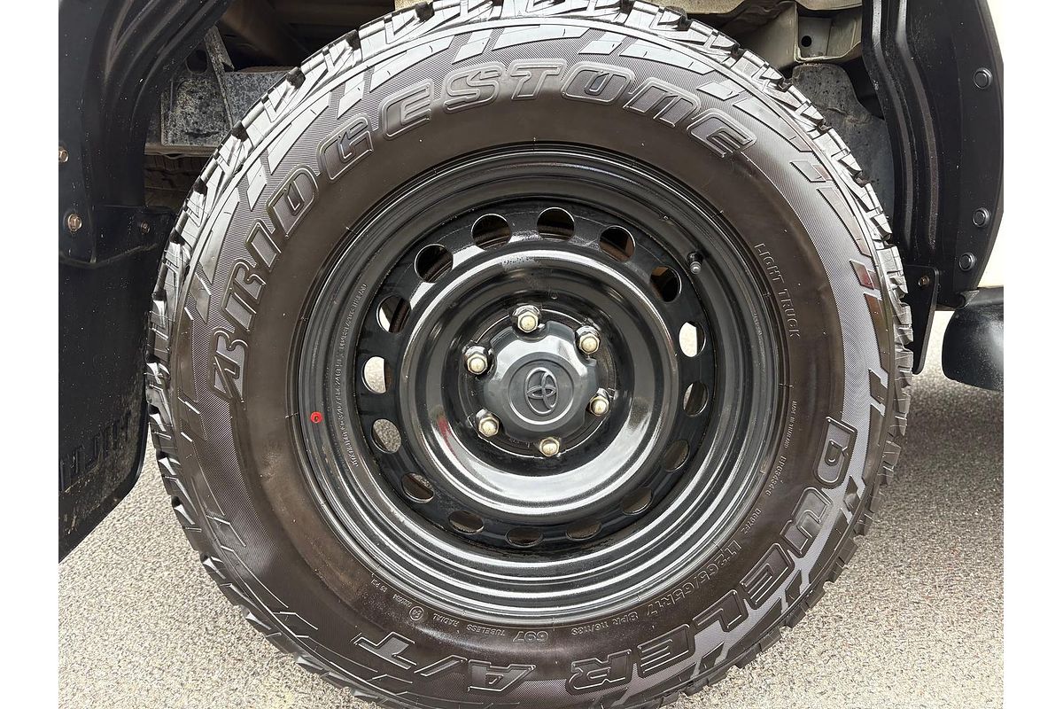 2020 Toyota Hilux SR GUN126R 4X4