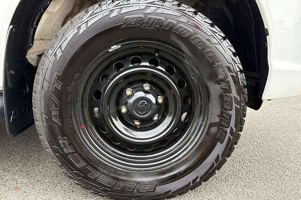 2020 Toyota Hilux SR GUN126R 4X4