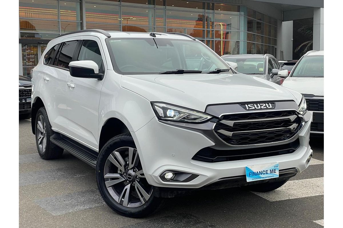 2023 Isuzu MU-X LS-T