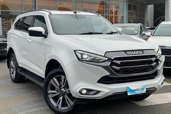 2023 Isuzu MU-X LS-T