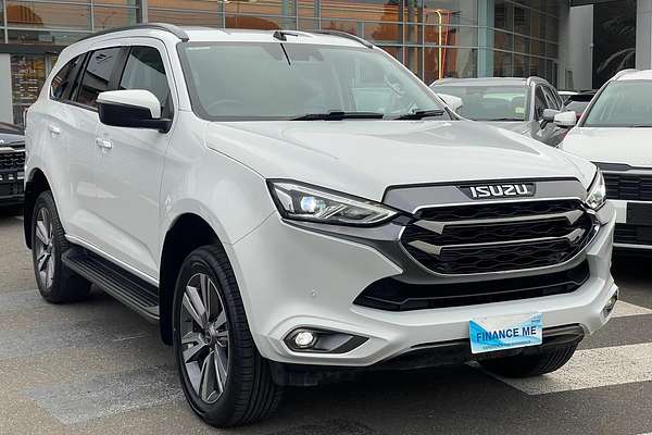 2023 Isuzu MU-X LS-T