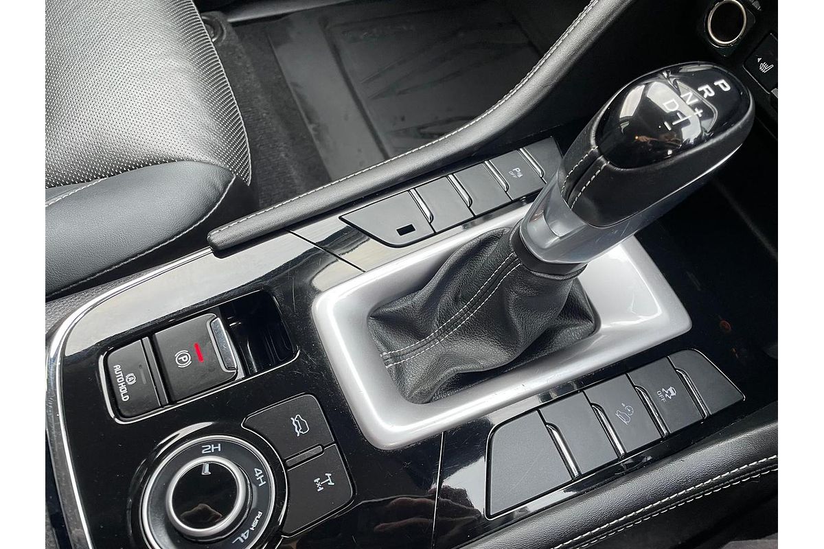 2023 Isuzu MU-X LS-T