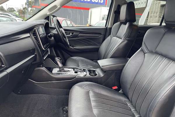 2023 Isuzu MU-X LS-T