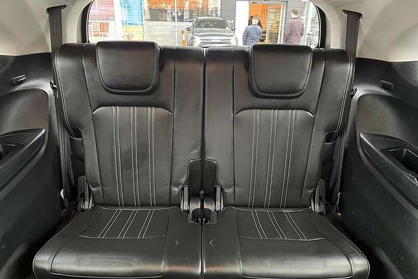 2023 Isuzu MU-X LS-T